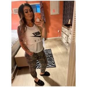 Meet your Posher, Jayne